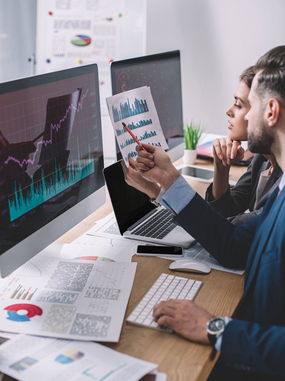 The beenfots of having AI analyzing conversation intelligence data 2 Hey RevOps! Let AI analyze all the conversations of your sales team.